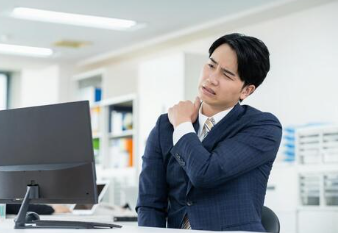 年始・仕事始めに肩こりが増える理由とは？