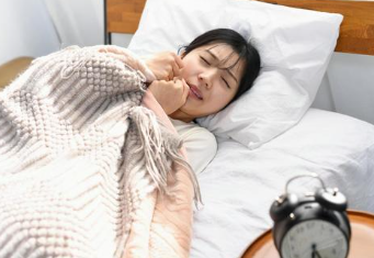 寒い朝一で肩がこるとどうなる？