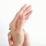 事務作業中の手首の痛み