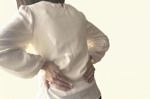 脊柱管狭窄症とは？原因と症状